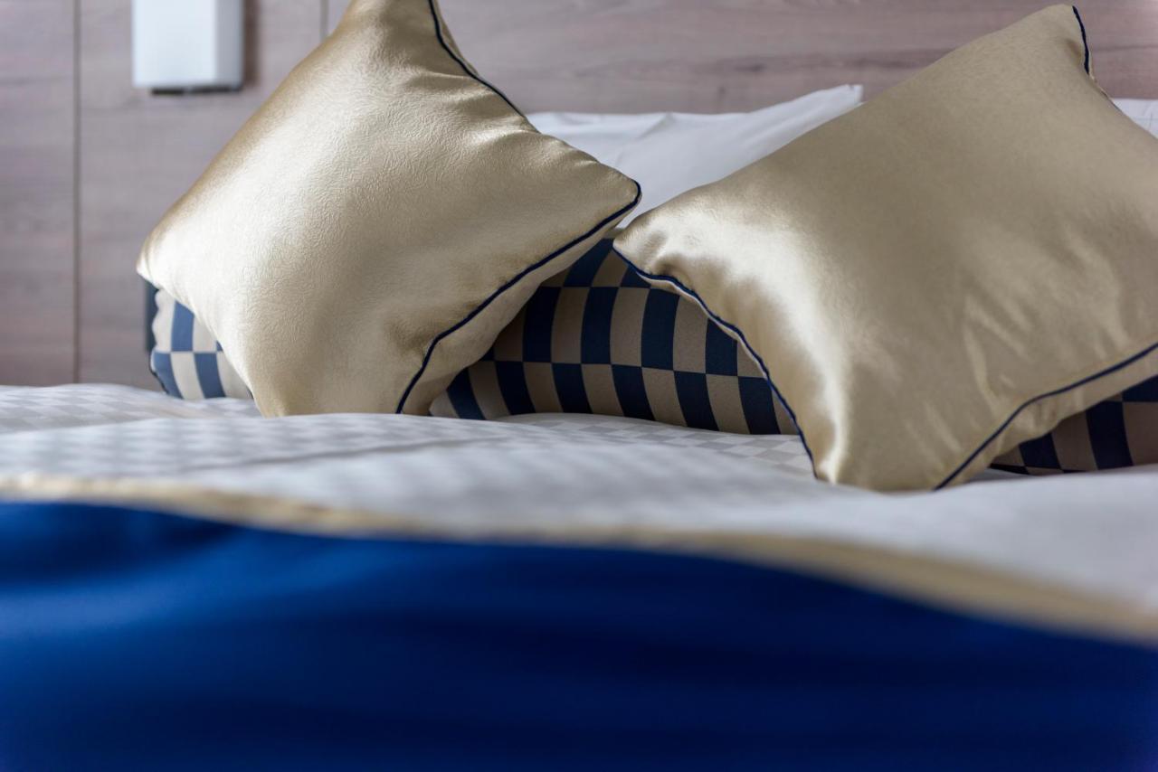 Best Western Plus Hotel Fino Osaka Kitahama Екстер'єр фото